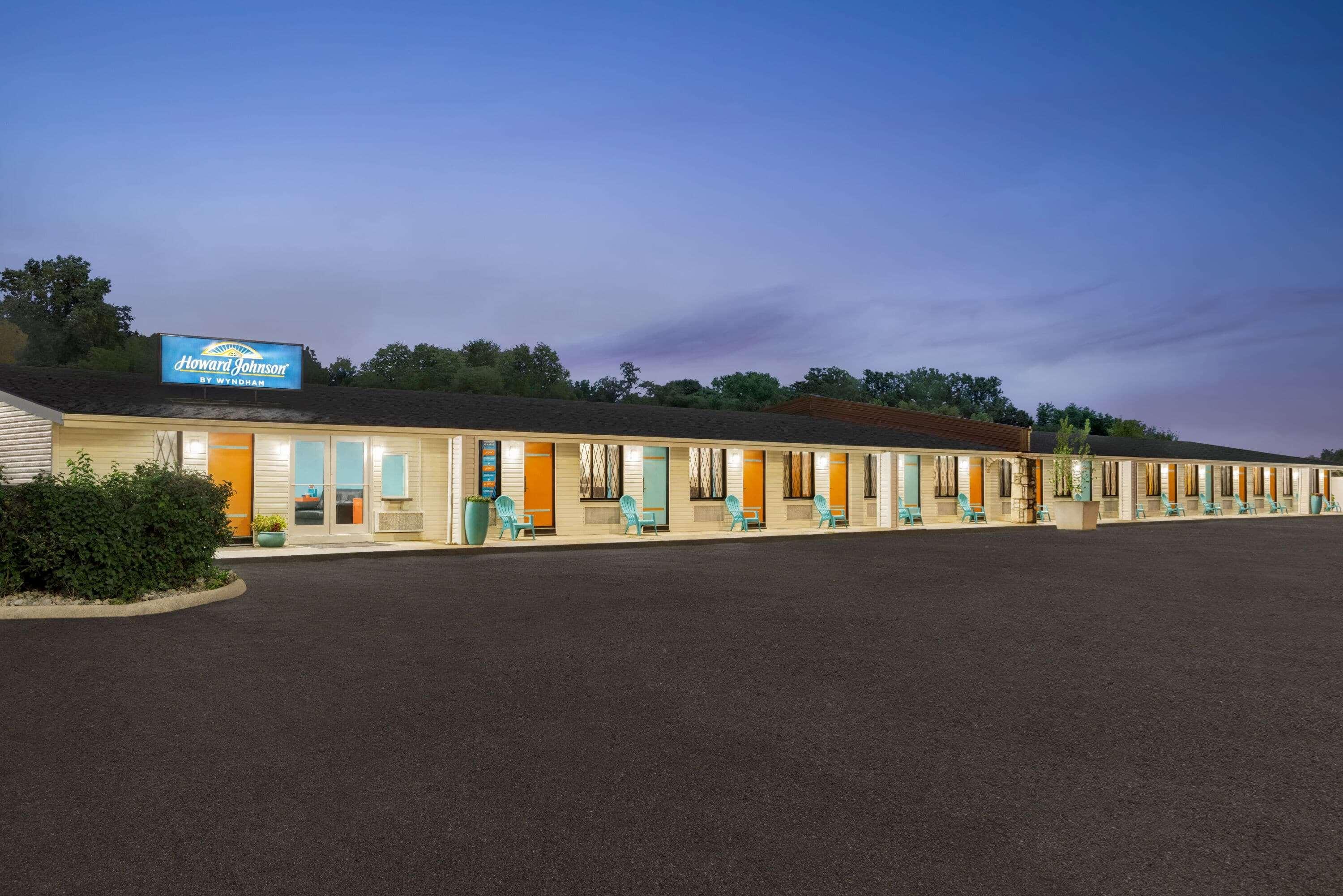 Dover Inn And Suites Buitenkant foto